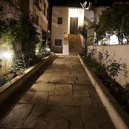 Two Olive Trees Guest House Spetses Town ภายนอก รูปภาพ