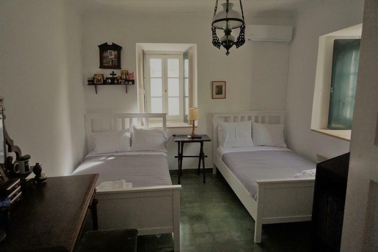 Two Olive Trees Guest House Spetses Town ภายนอก รูปภาพ