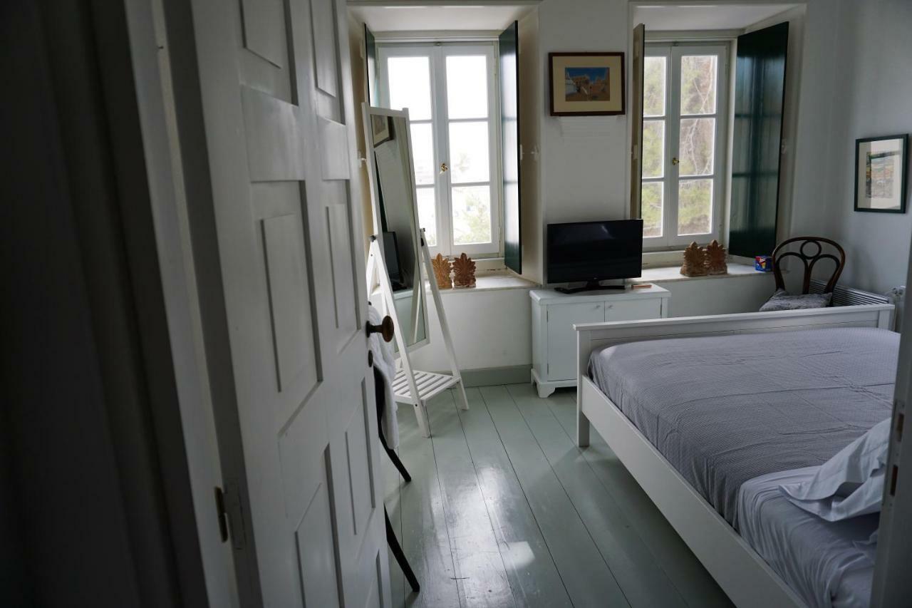 Two Olive Trees Guest House Spetses Town ภายนอก รูปภาพ